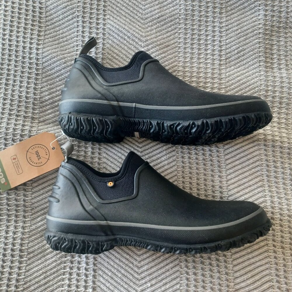 NWT BOGS waterproof slip-resistant mens boots Size 10(43)